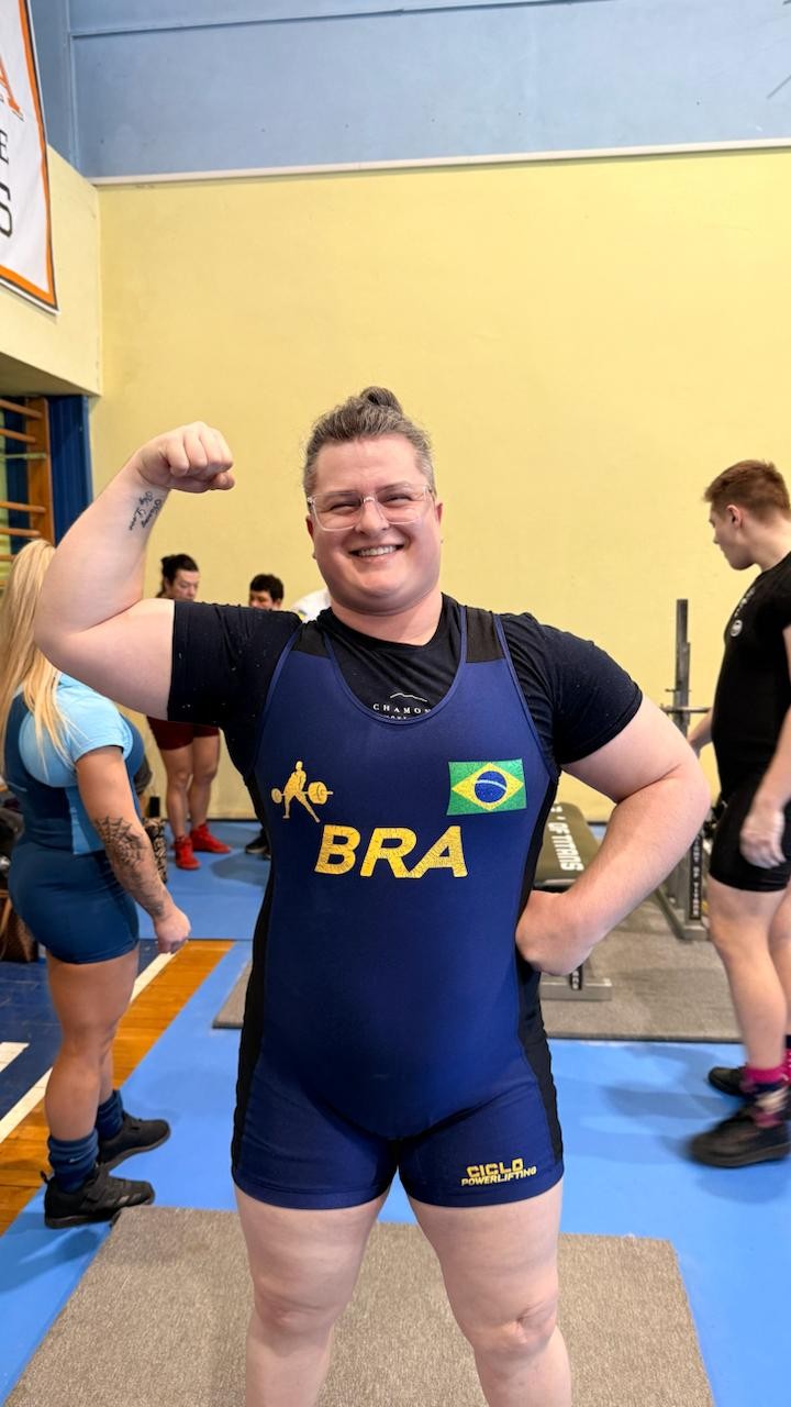 Catarinense conquista dois títulos e é bicampeã mundial de powerlifting ...