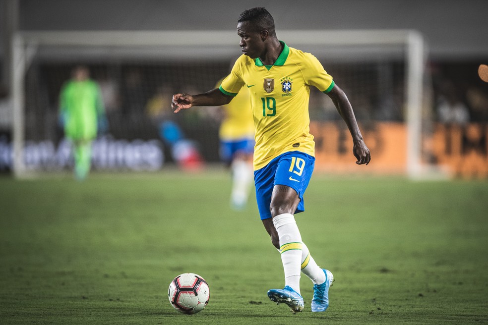 Futsal: Vinicius cita carta ameaça sobre prêmio do Mundial