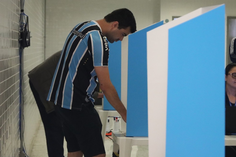 Torcedores já sabem quando conhecerão o novo presidente — Foto: Amanda Ferronato / Grêmio FBPA