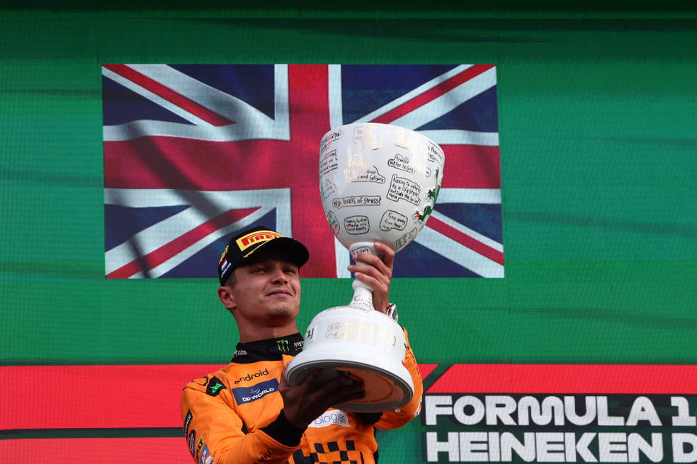 Lando Norris vence GP da Holanda de F1 em 2024 — Foto: Jakub Porzycki/NurPhoto via Getty Images