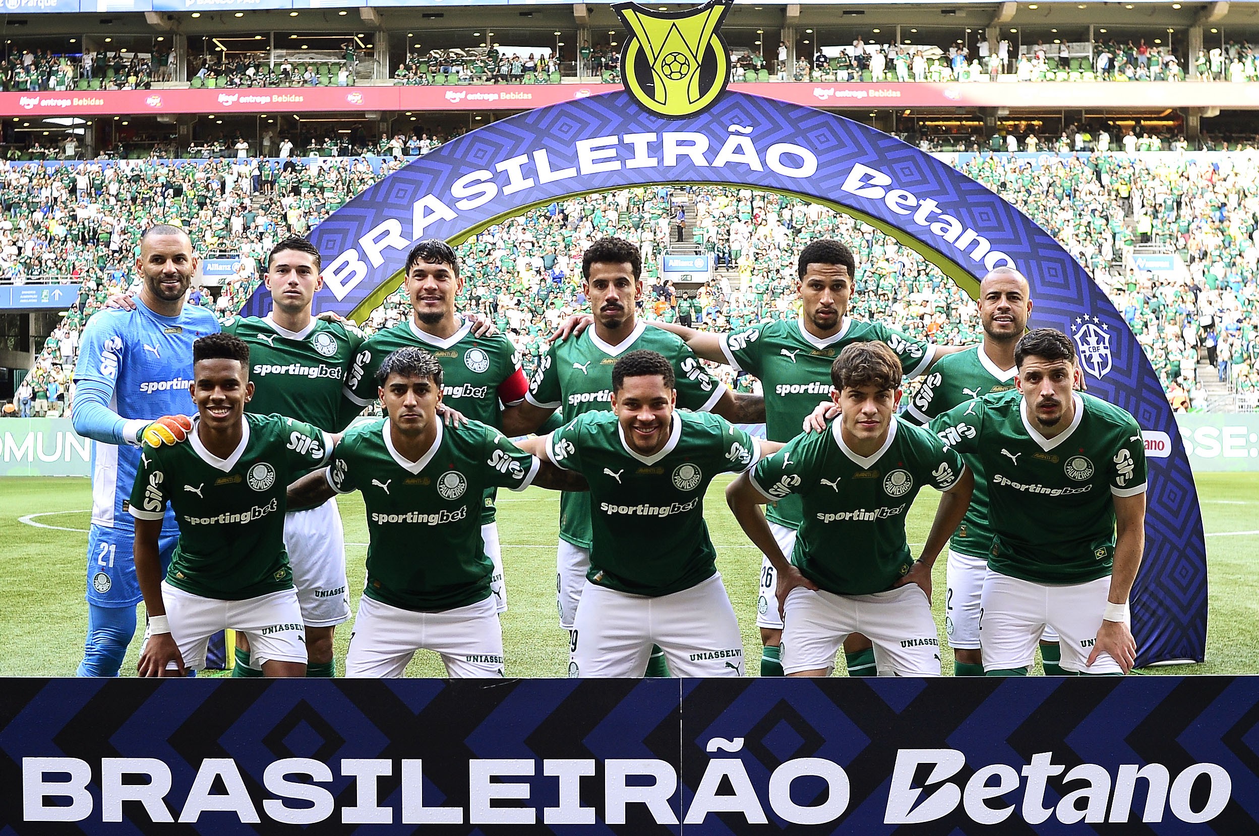 Falhas de Piquerez e Murilo comprometem Palmeiras em derrota por pênaltis.