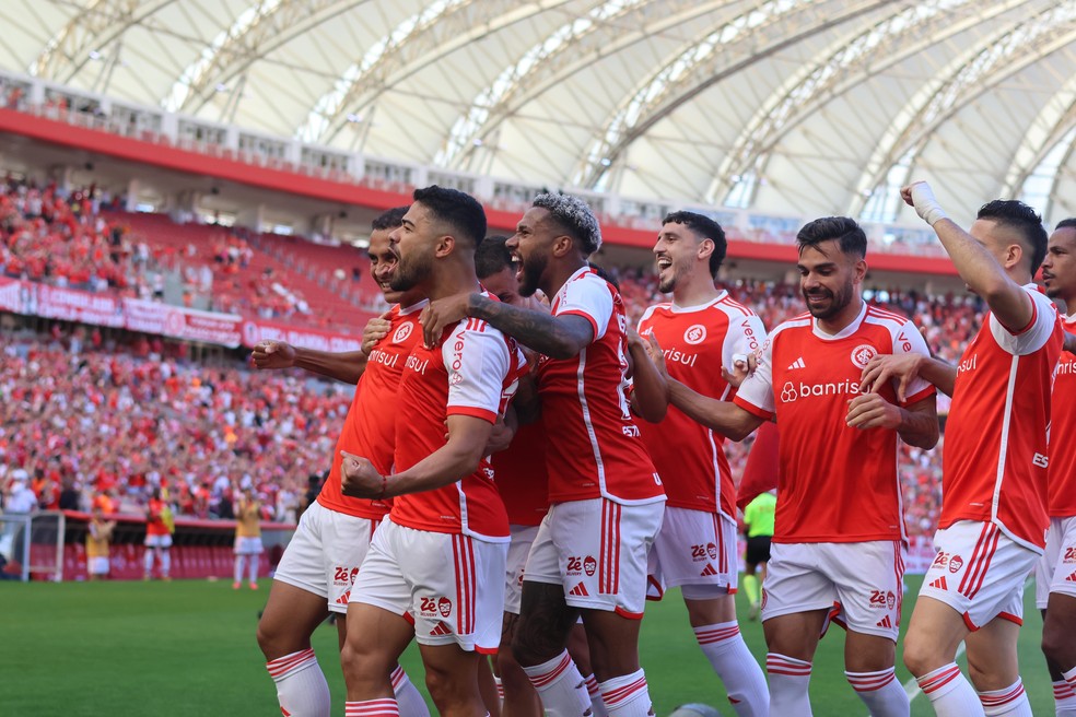 Jogadores do Internacional comemoram gol — Foto: Ricardo Duarte / Internacional