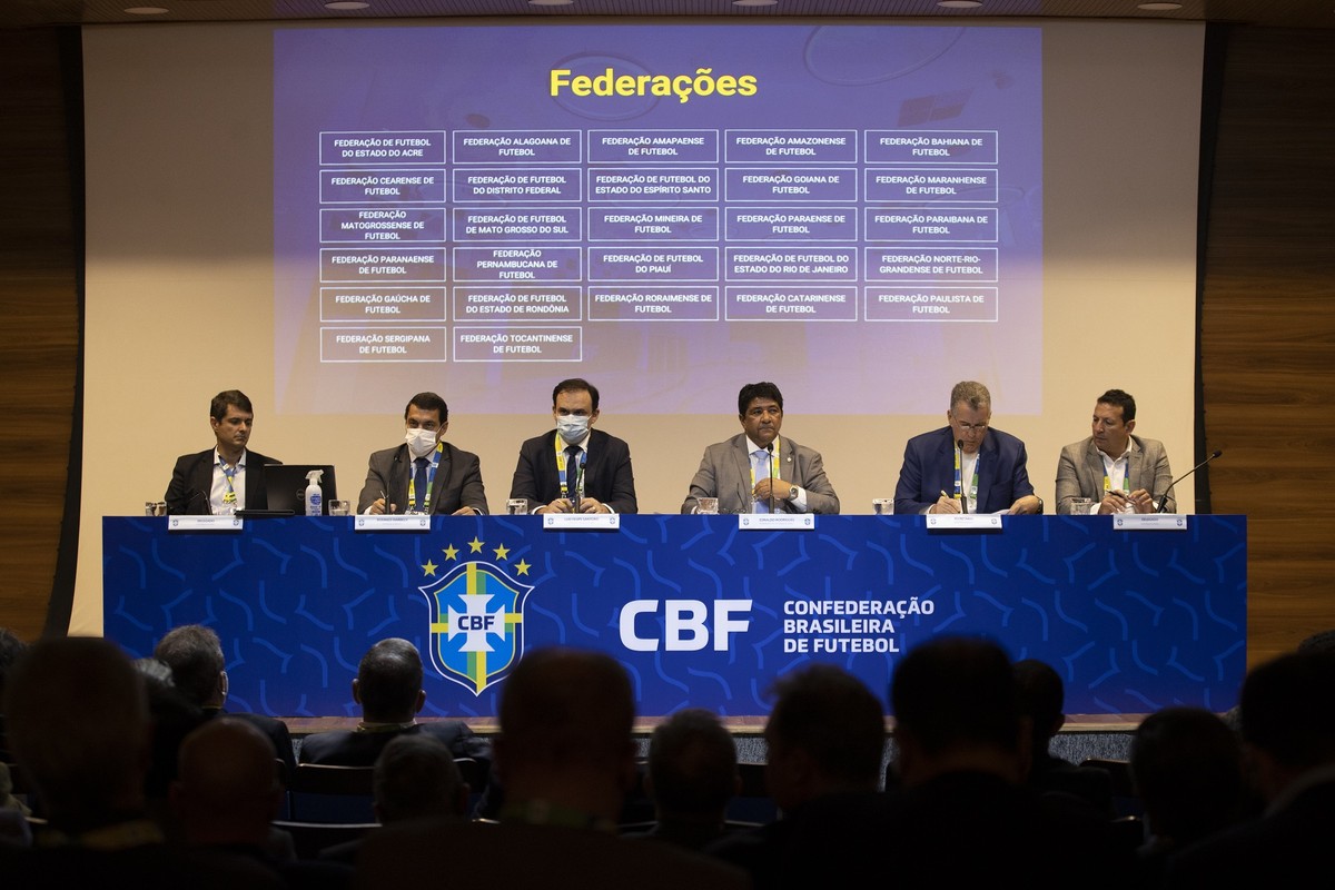 Programas do Governo Federal e da CBF fortalecem o futebol