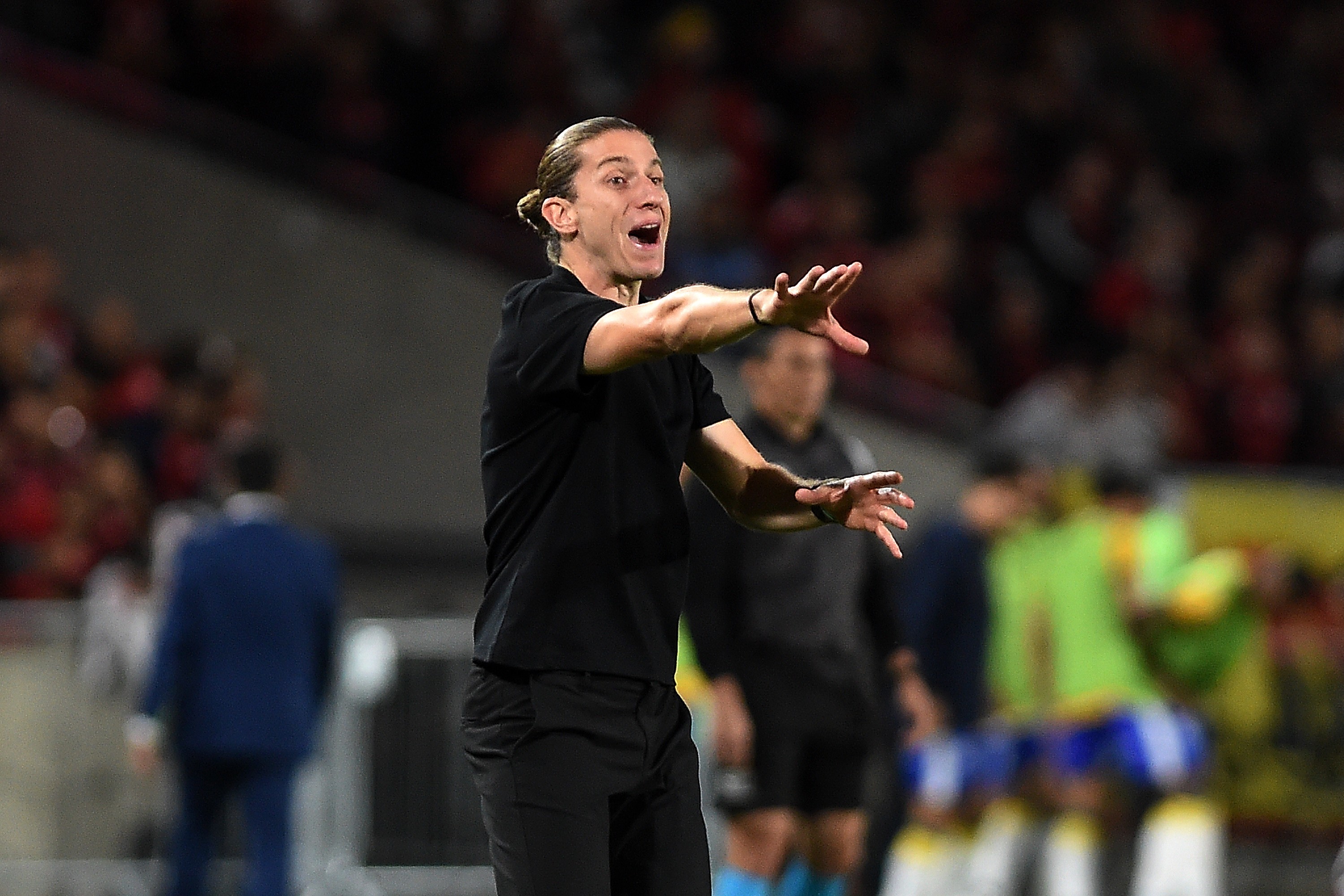 FLAMENGO HISTÓRICO! Time de Filipe Luís já passou dos 100 gols e assusta rivais no Brasileirão!