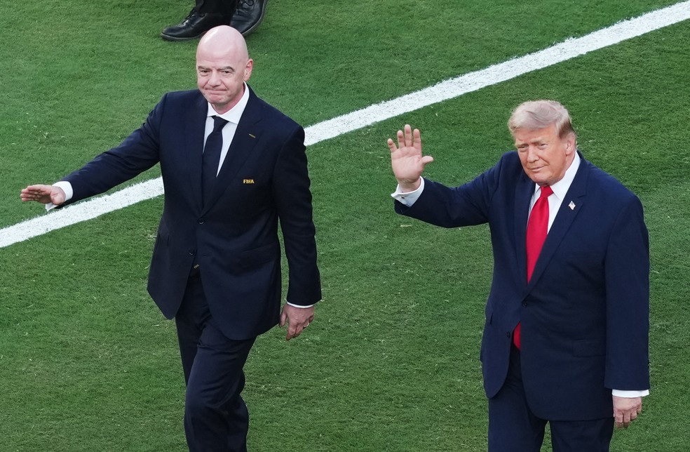 Gianni Infantino e Donald Trump na final da Copa do Mundo — Foto: REUTERS