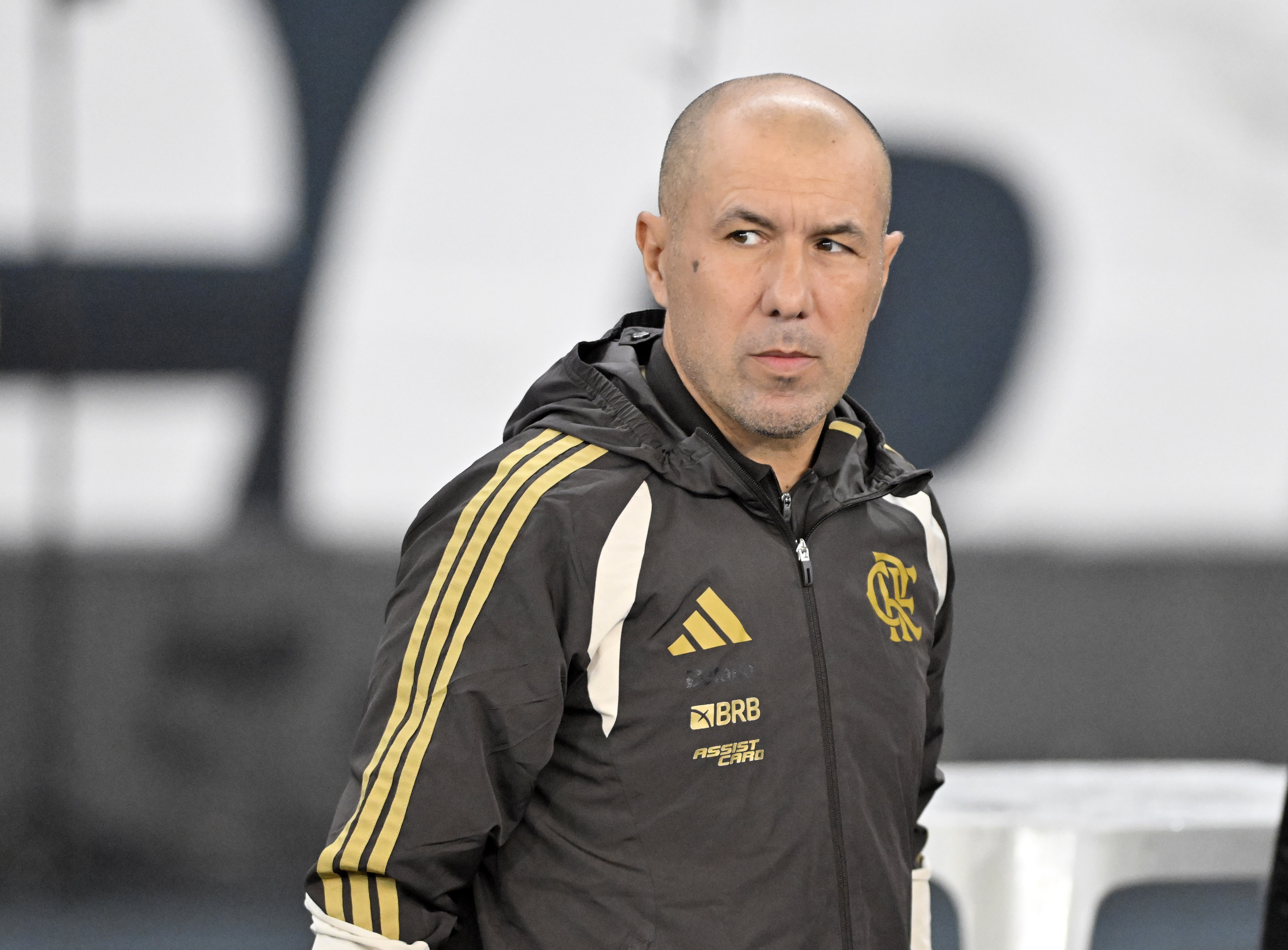 "Ainda falta muito campeonato" — Jardim valoriza vantagem, mas prega cautela por título do Flamengo