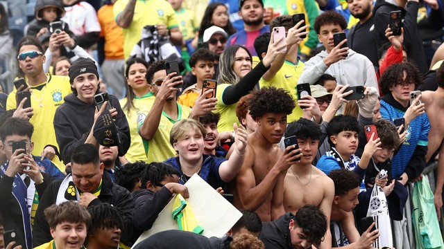 Torcida Brasil seleção brasileira França amistoso