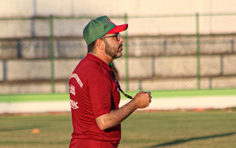 Rodrigo Fonseca não é mais técnico do CSE — Foto: @pmfotos