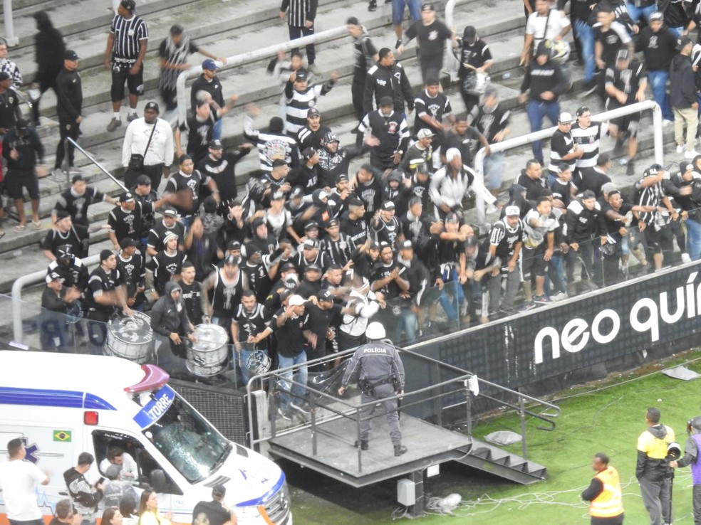 Corinthians cai mais uma posição no BR 23 após último jogo da