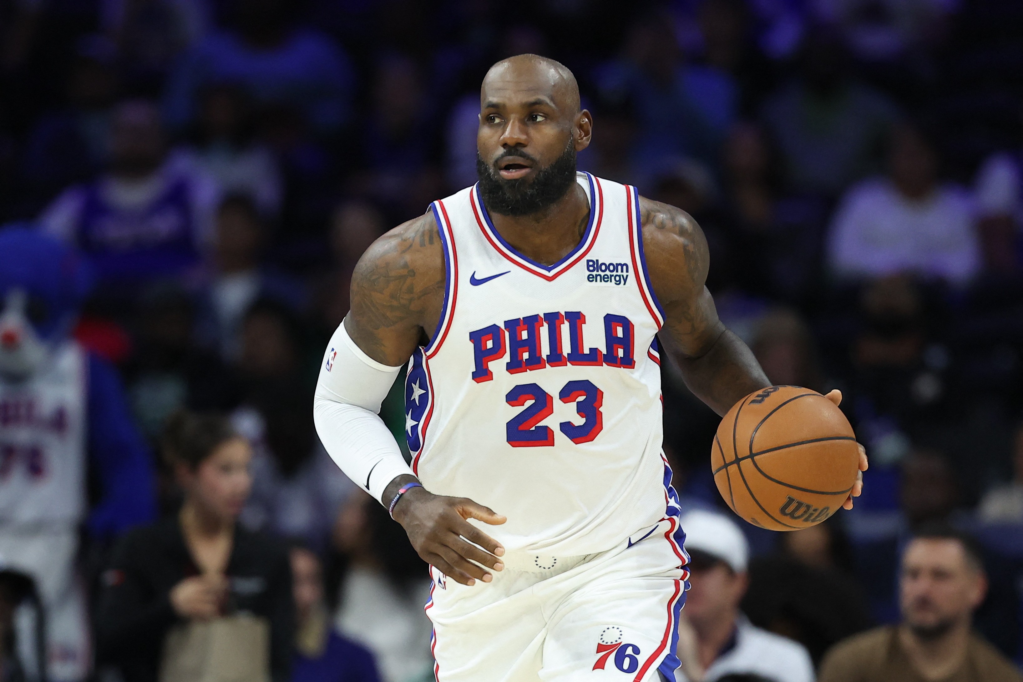 Ida ao Philadelphia 76ers põe LeBron em lista de "caçadores de anéis" da NBA; entenda