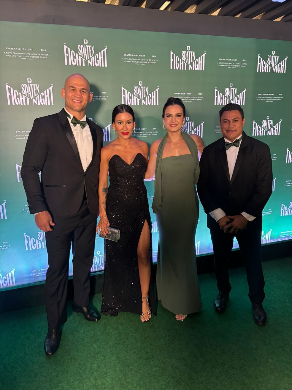 Junior Cigano, Emilene Juarez, kyra Gracie e Popó Freitas no Spaten Fight Night — Foto: Gleidson Venga