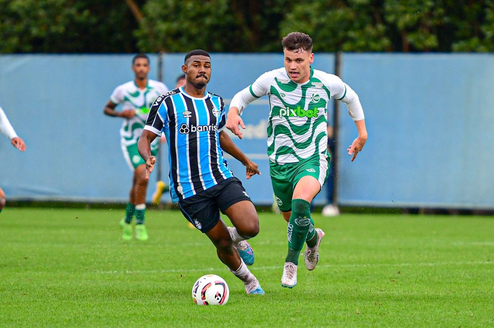 Cuiabano foi um dos atletas do time principal do Grêmio em jogo contra o Juventude pela Copa FGF — Foto: Nathan Bizotto/EC Juventude