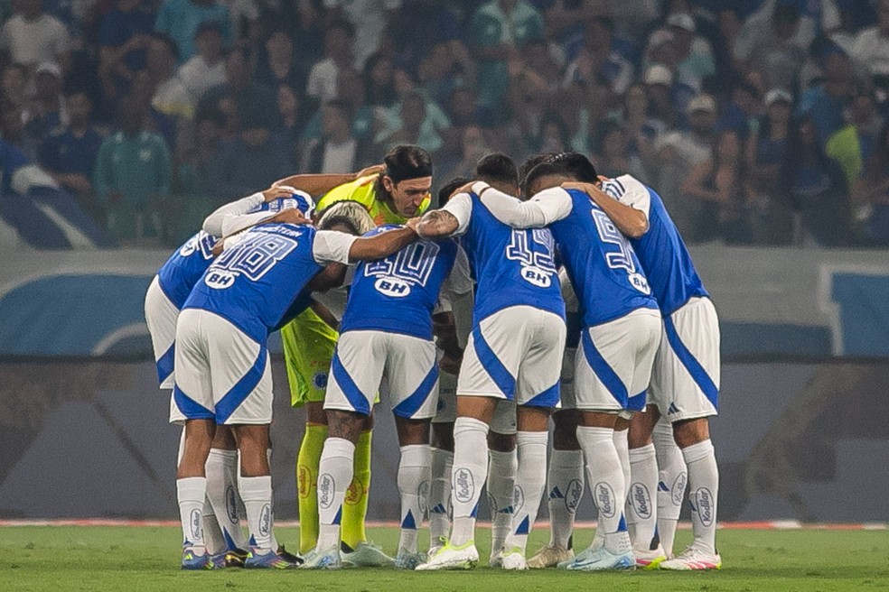 Time do Cruzeiro — Foto: Fernando Moreno/AGIF