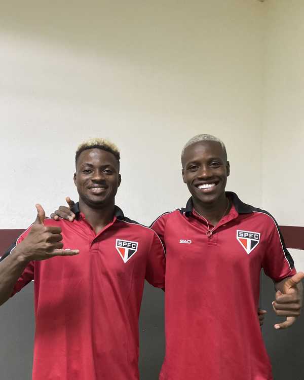 Africanos Faisal e Iba celebram estreia do São Paulo na Copinha