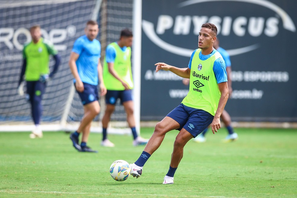 Gustavo Martins, zagueiro do Grêmio, é atração na Recopa Gaúcha — Foto: Lucas Uebel/Grêmio