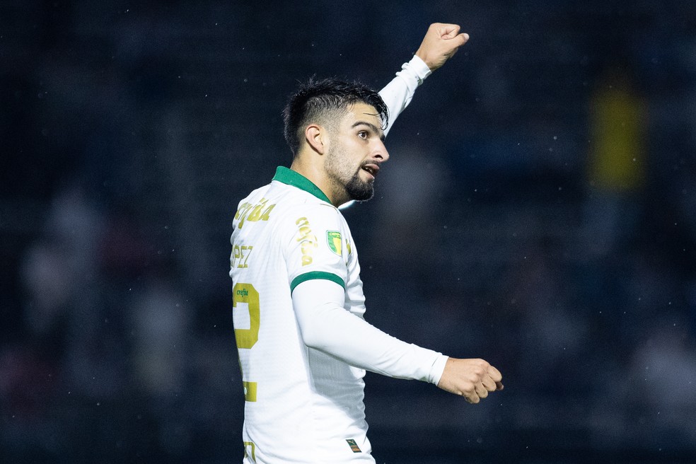 Flaco López comemora gol do Palmeiras em vitória sobre o Bragantino — Foto: Fabio Moreira Pinto/AGIF