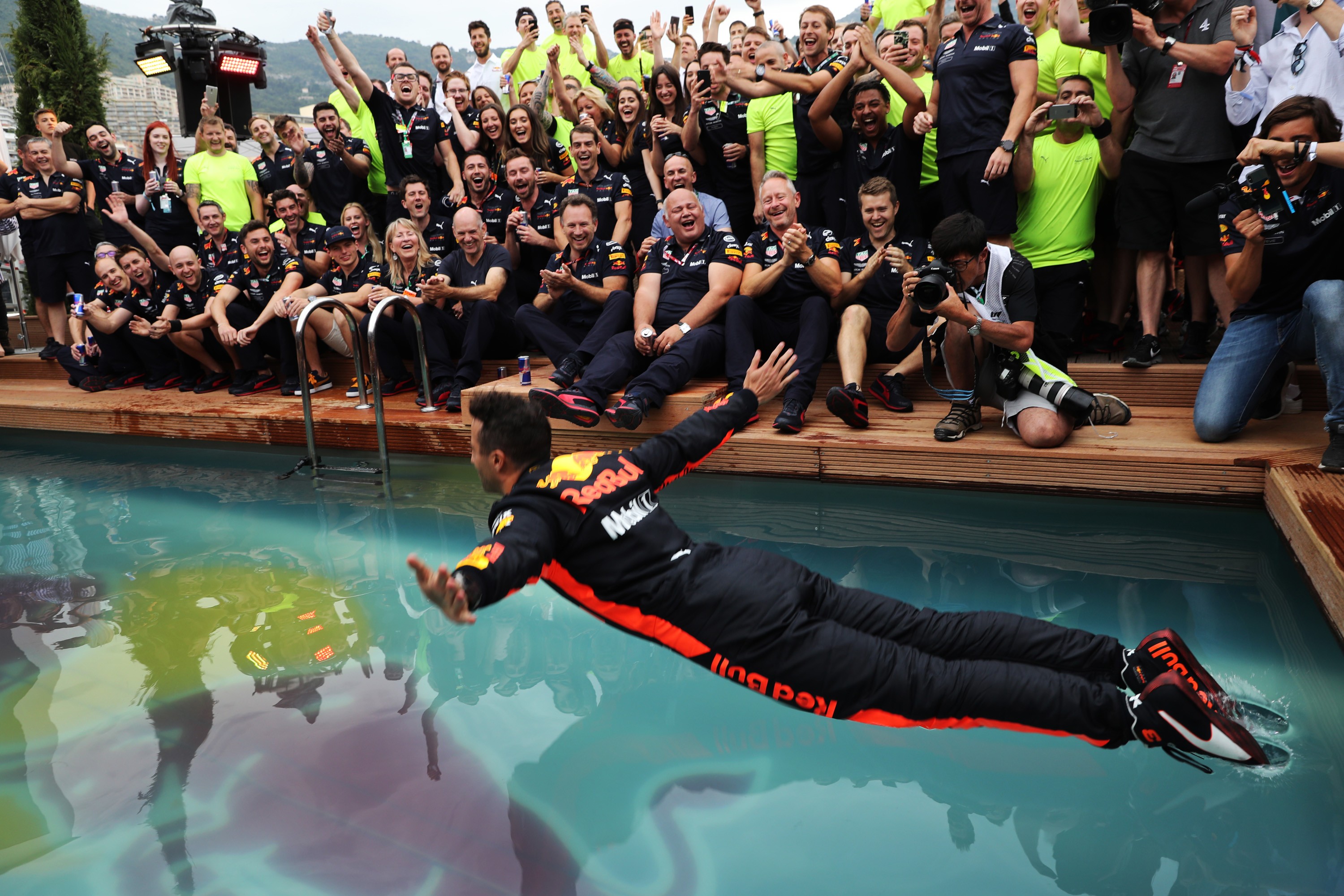Click #4: a festejada vitória de Daniel Ricciardo em Monte Carlo com ...