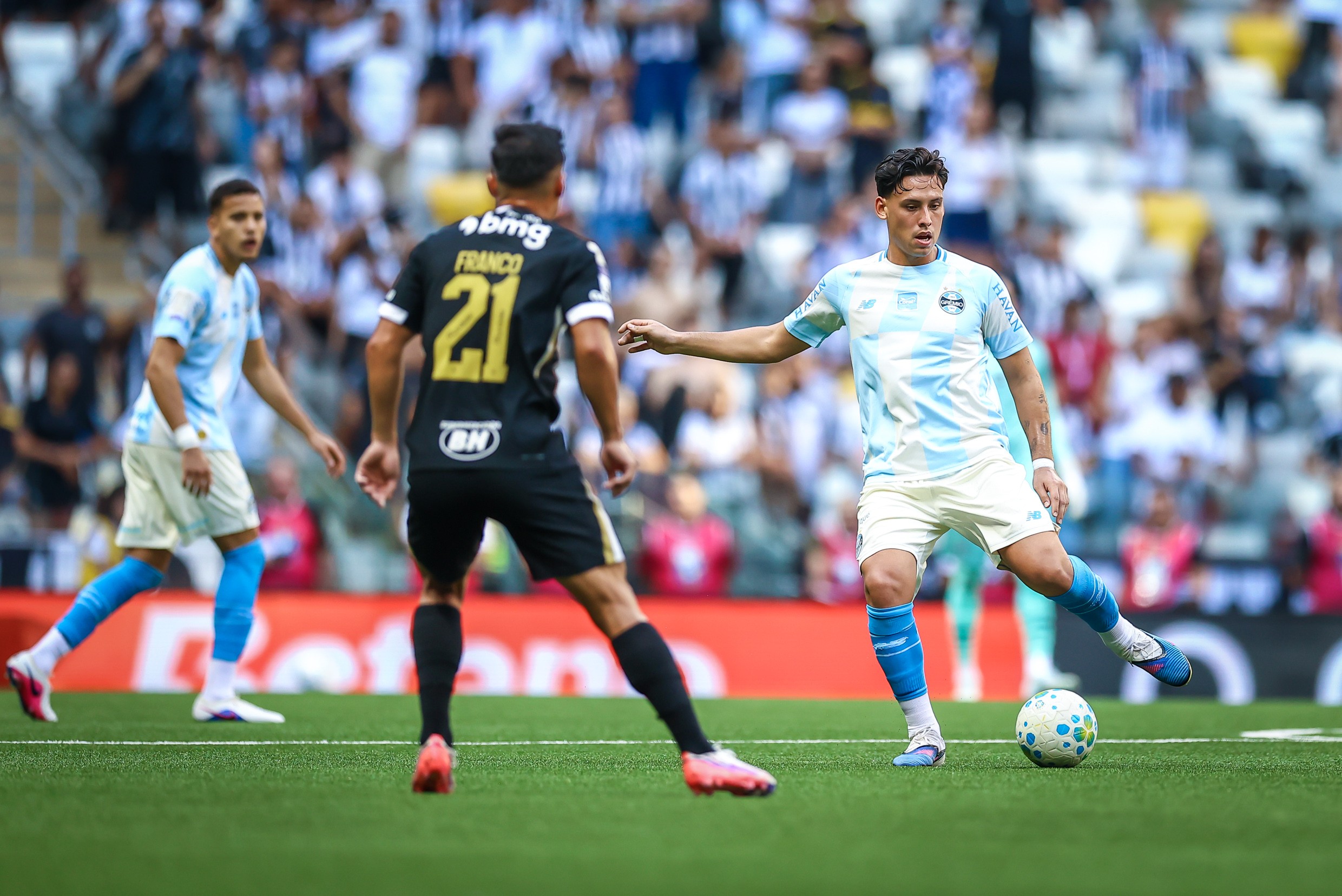 Grêmio: trabalho de Luís Castro esgotou o estoque de confiança