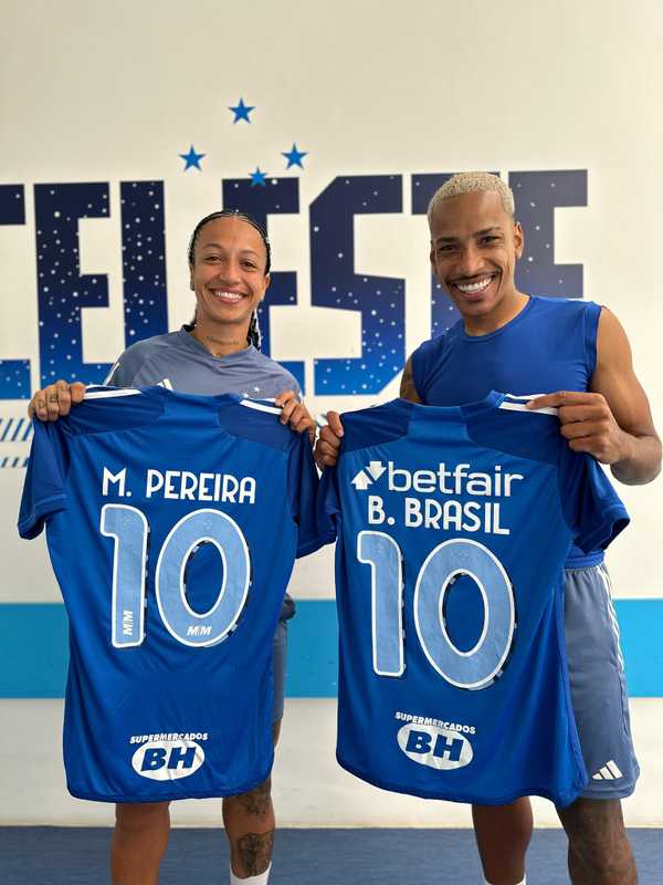 Cruzeiro: Matheus Pereira troca camisa 10 com Byanca Brasil em gesto amigável