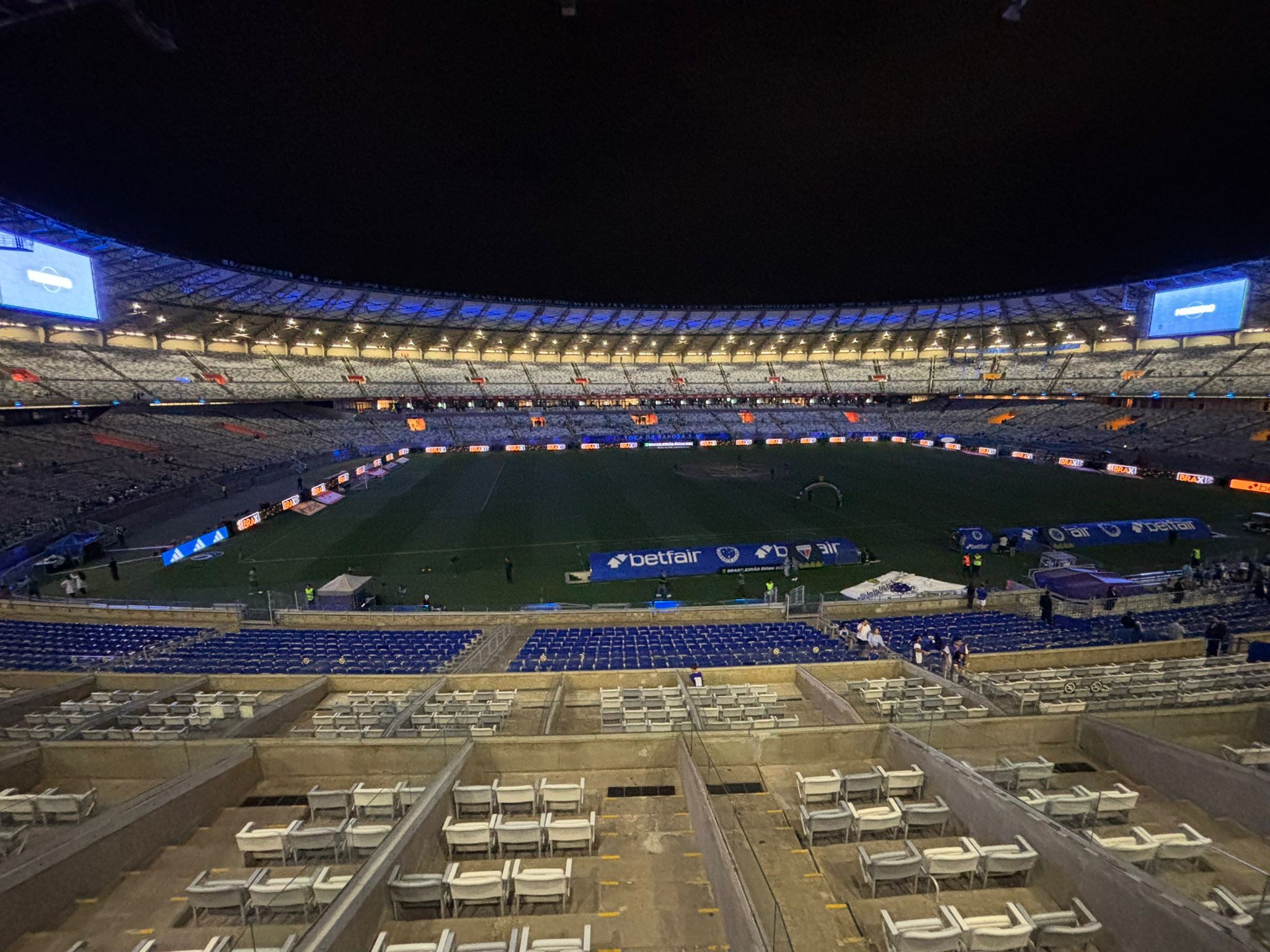 Negociações entre Cruzeiro e Mineirão próximas do prazo final; contexto esclarecido.