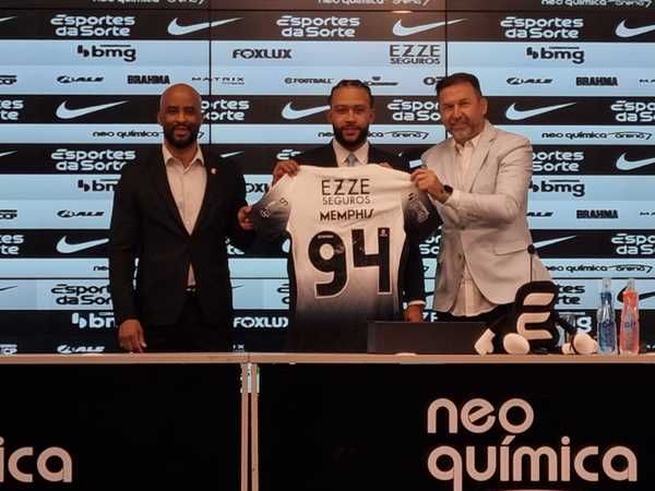 Brasil: Meca do Futebol e Corinthians são Elogiados por Memphis