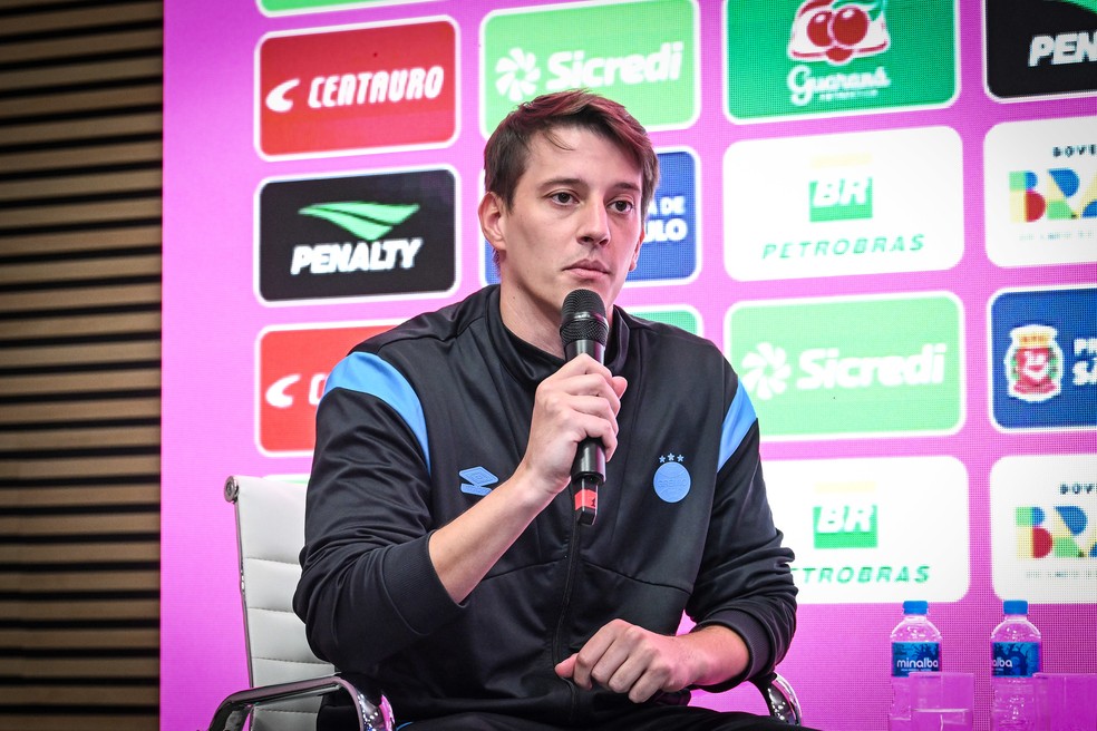 Marcelo Mostadeiro é técnico da equipe sub-20 do Grêmio — Foto: Diego Soares/Ag. Paulistão