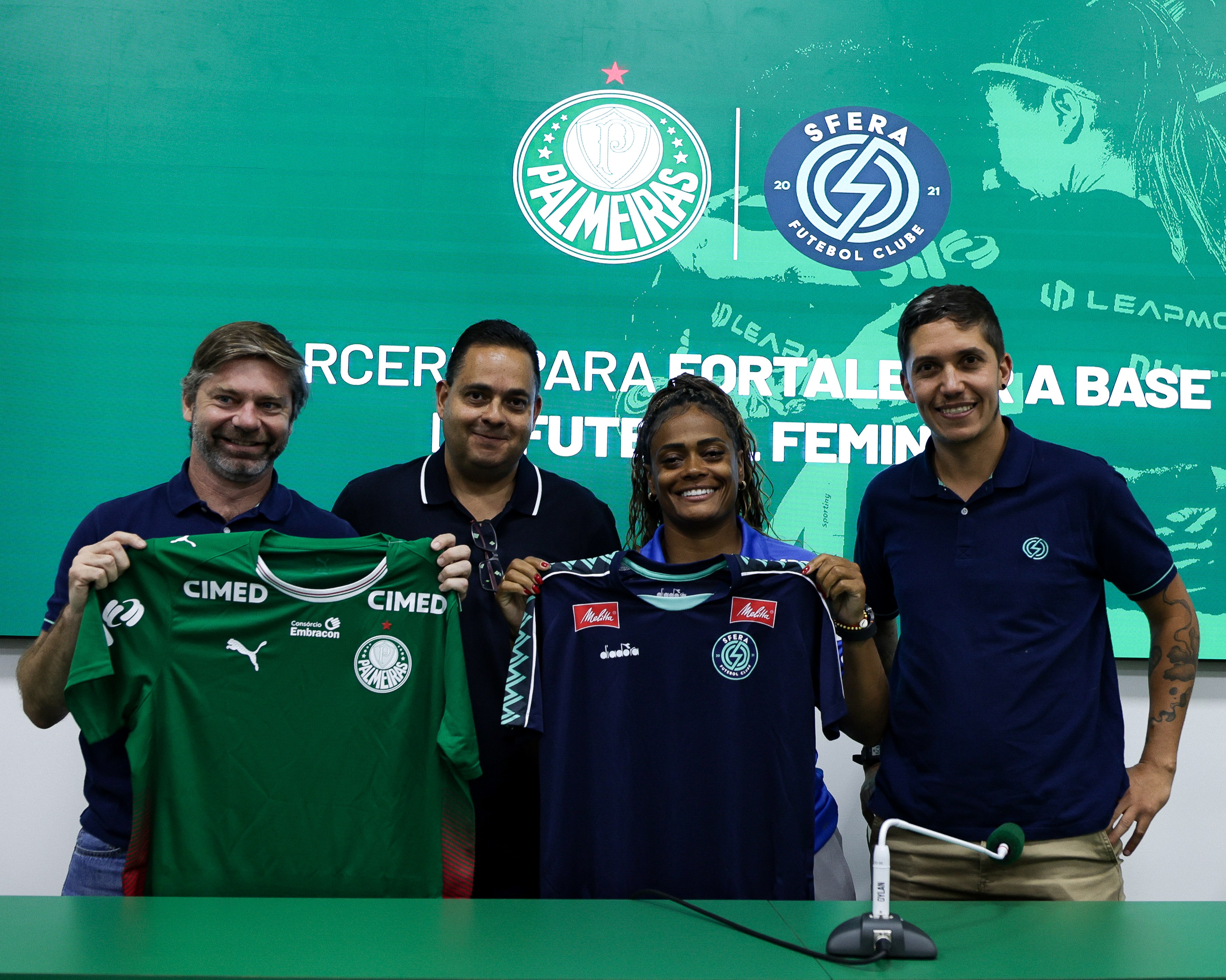 Palmeiras e Sfera acertam parceria para formação de atletas da base no futebol feminino