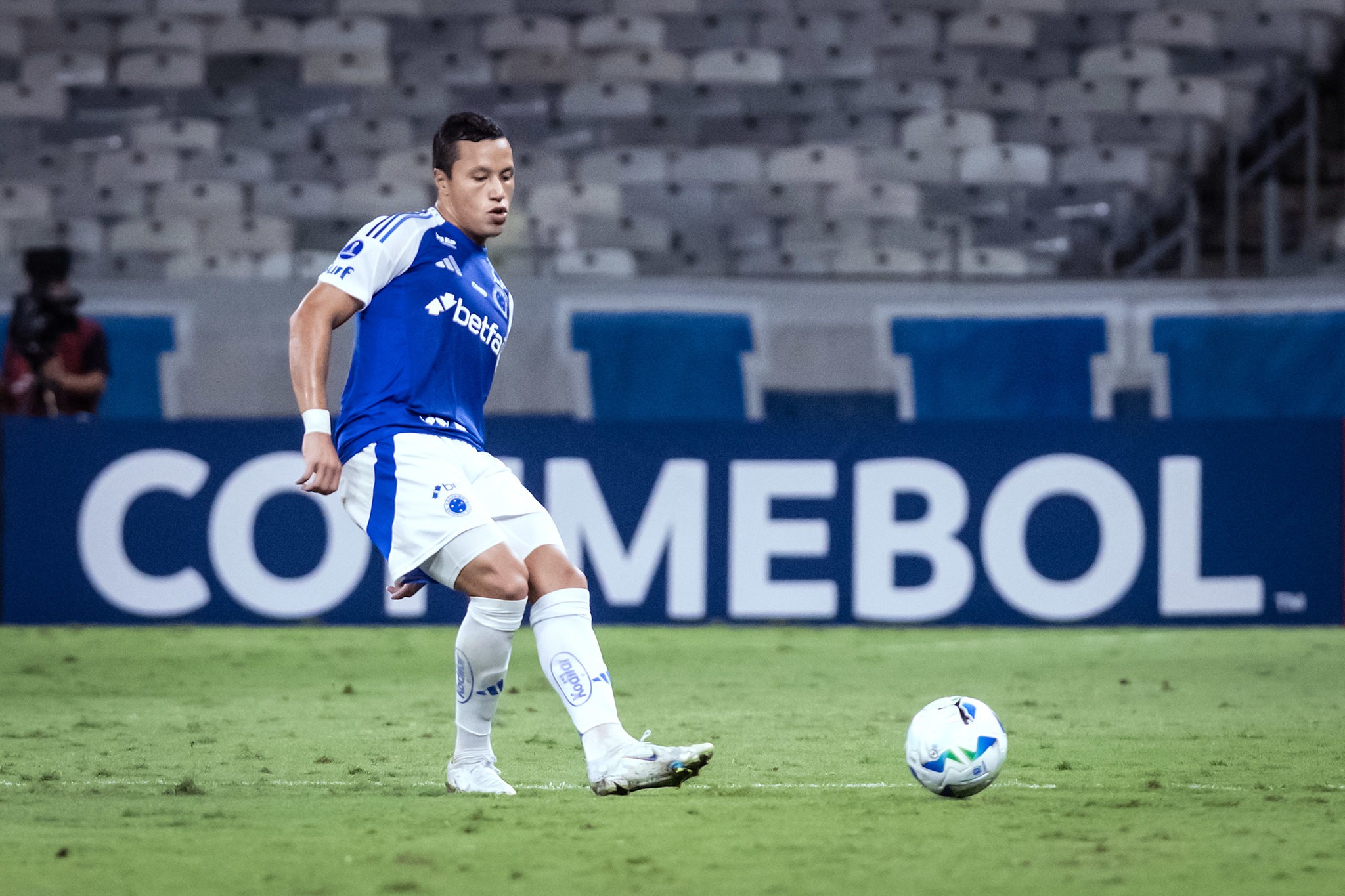 BOM NEGÓCIO? Grêmio traz Marlon, do Cruzeiro, para reforçar lateral-esquerda