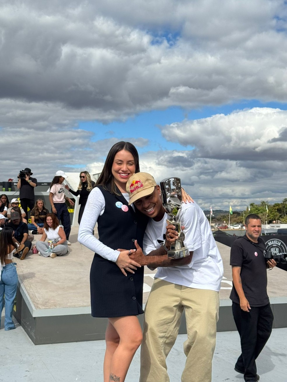 Após título da SLS, Camila e Felipe Gustavo celebram a chegada do filho — Foto: Clara Casé