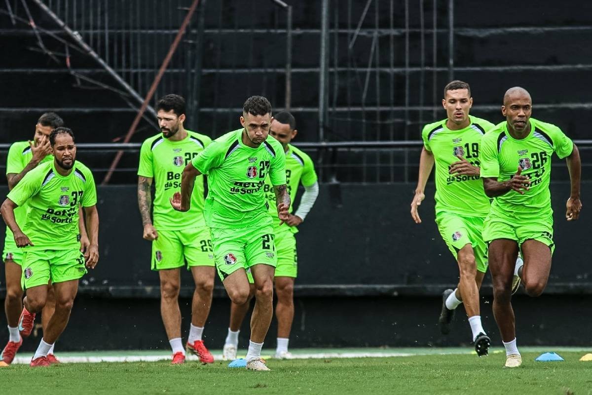 Após acesso à Série B, elenco do Santa Cruz entra de férias em meio a indefinições para 2027
