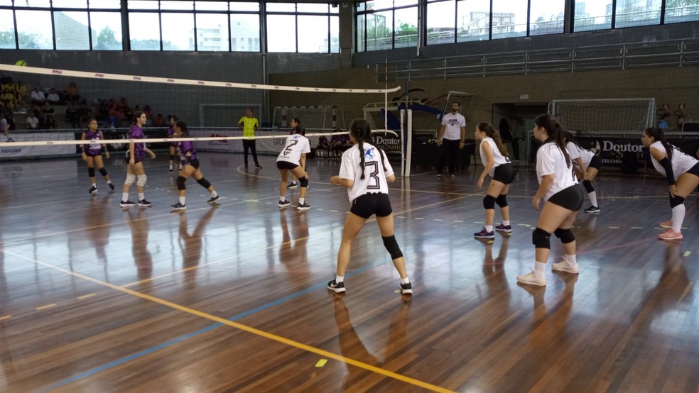 Jogos Escolares de Estrela segue com basquete - Grupo A Hora