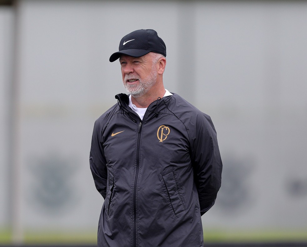 Mano Menezes comanda treinamento do Corinthians — Foto: Rodrigo Coca/Agência Corinthians