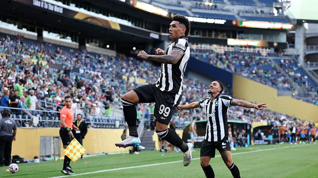 Igor Jesus comemora o gol do Botafogo no Seattle Sounders pela Copa do Mundo de Clubes 2025