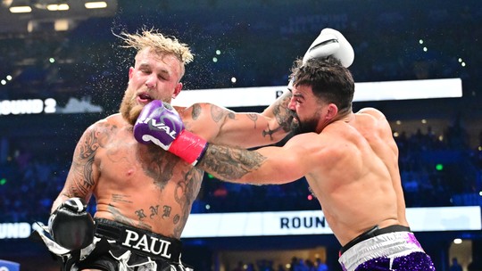 Jake Paul e Mike Perry projetam revanche nas regras do MMA