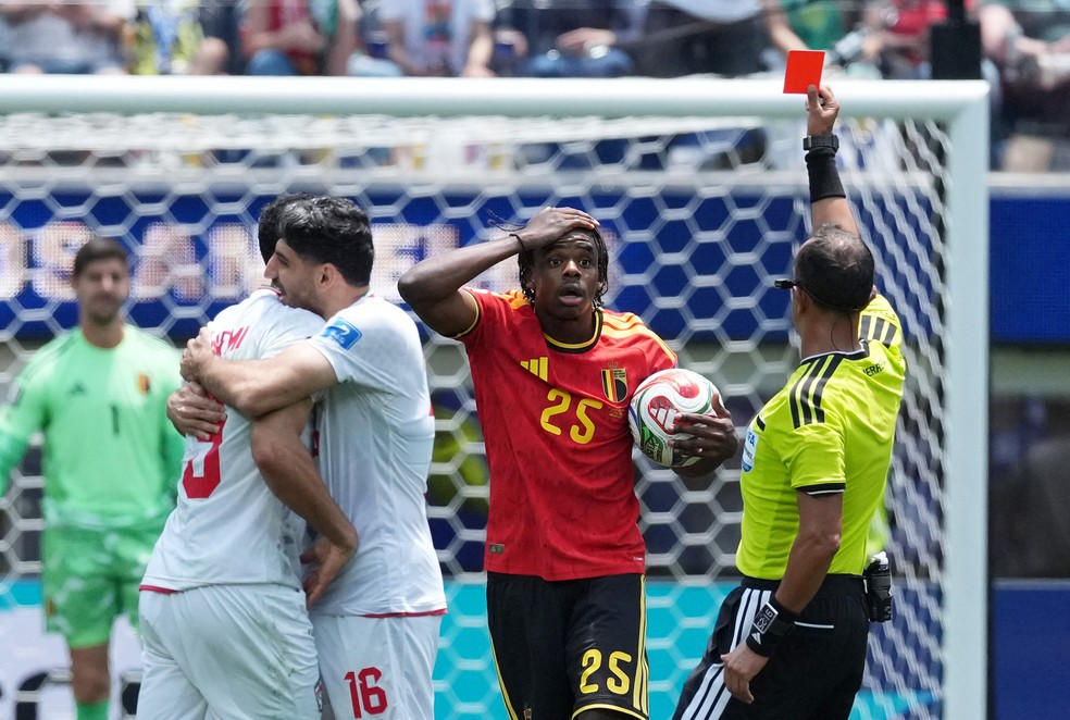 Nathan Ngoy, zagueiro belga expulso
