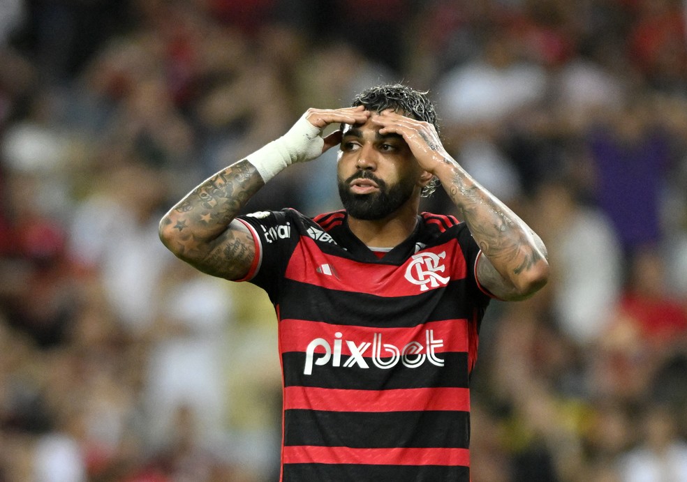 Gabigol com as mos na cabea em Flamengo x Fluminense  Foto: Andr Duro