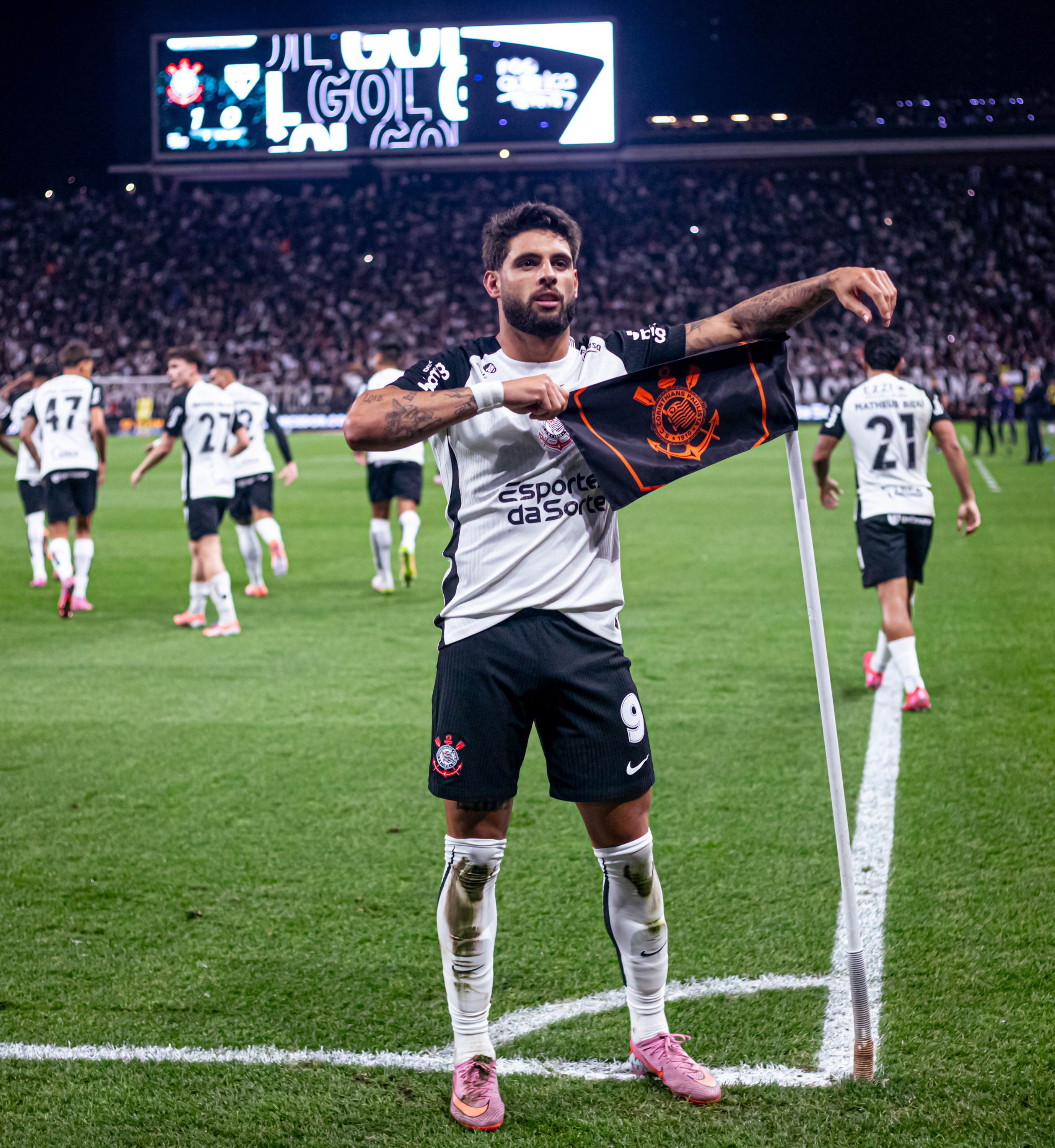 Yuri Alberto empata com Sócrates e se torna terceiro maior artilheiro do Corinthians no Brasileirão