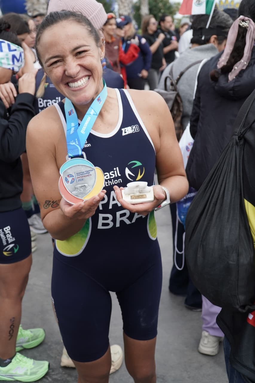 Amanda Antunes conquista medalha de prata no Pan-Americano de Paratriatlo