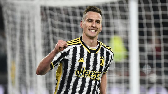 Juventus goleia e vai enfrentar a Lazio na semifinal da Copa da Itália