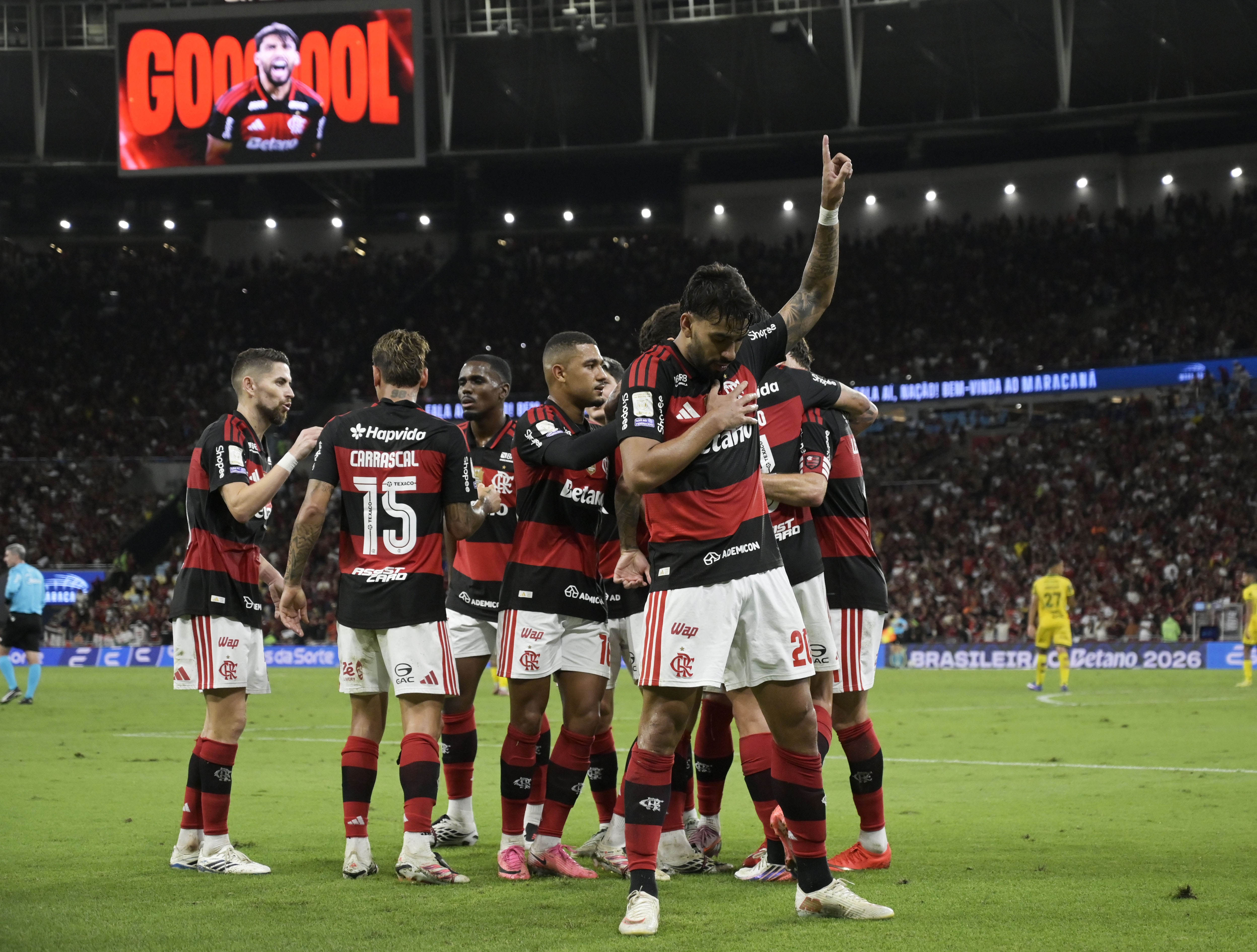 Paquetá quer dobrar a meta e brilhar pelo Flamengo