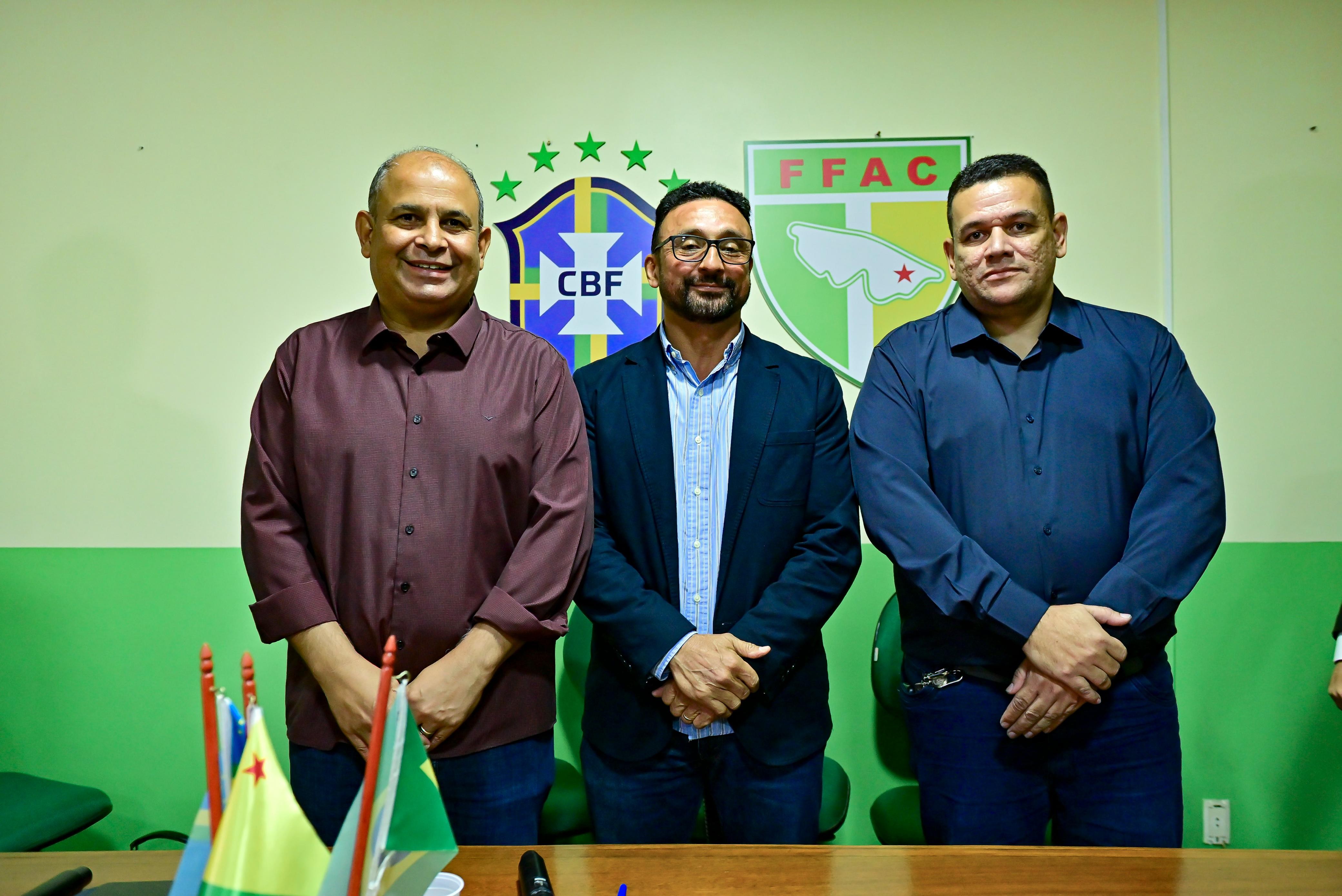 Adem Araújo é aclamado e segue no comando da Federação de Futebol do Acre até 2031