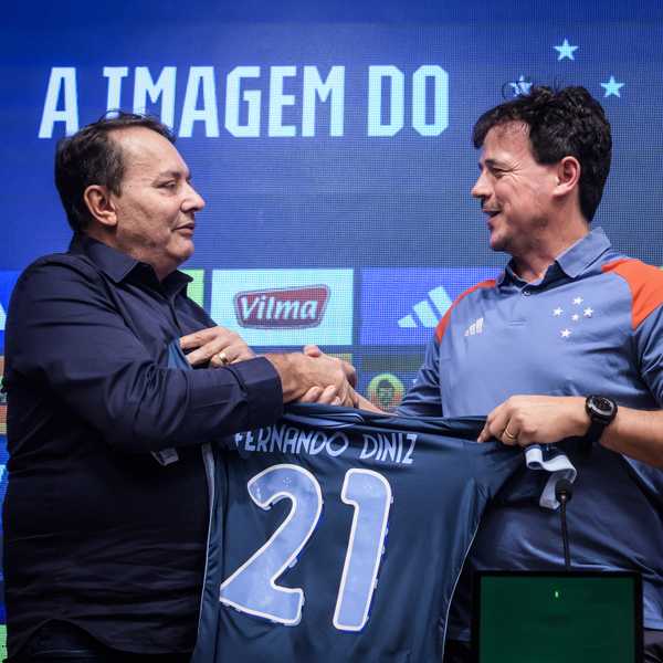 Cruzeiro analisa desempenho de Fernando Diniz após duas partidas em uma semana