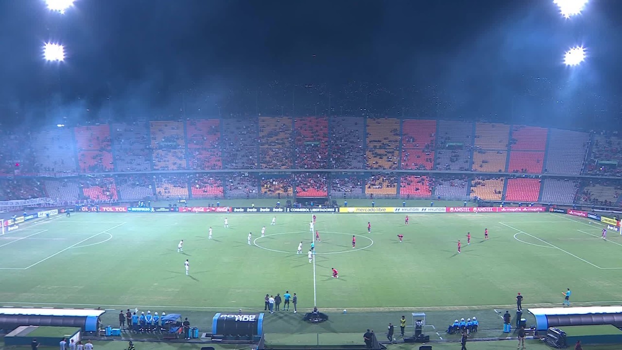 Partida entre Independiente Medellín e Flamengo Cancelada devido a Distúrbios nas Arquibancadas