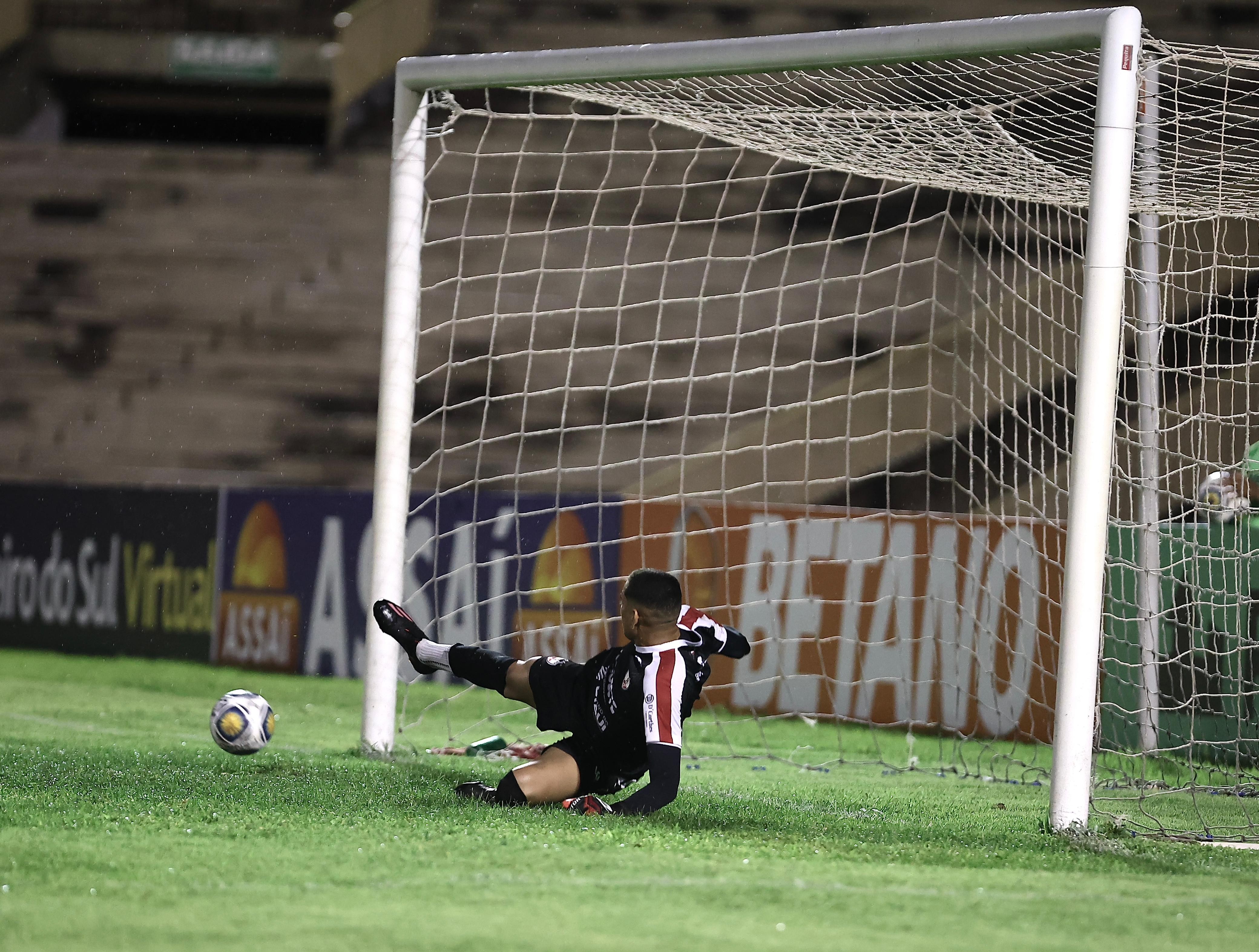 Copa do Nordeste: goleiro defende pênalti, e time faz gol da vitória 26 segundos depois; assista