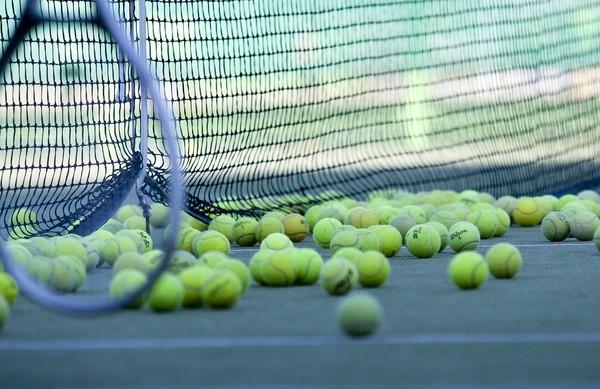 Especial dia do tenista! 8 Vantagens de jogar tênis. - Liquido