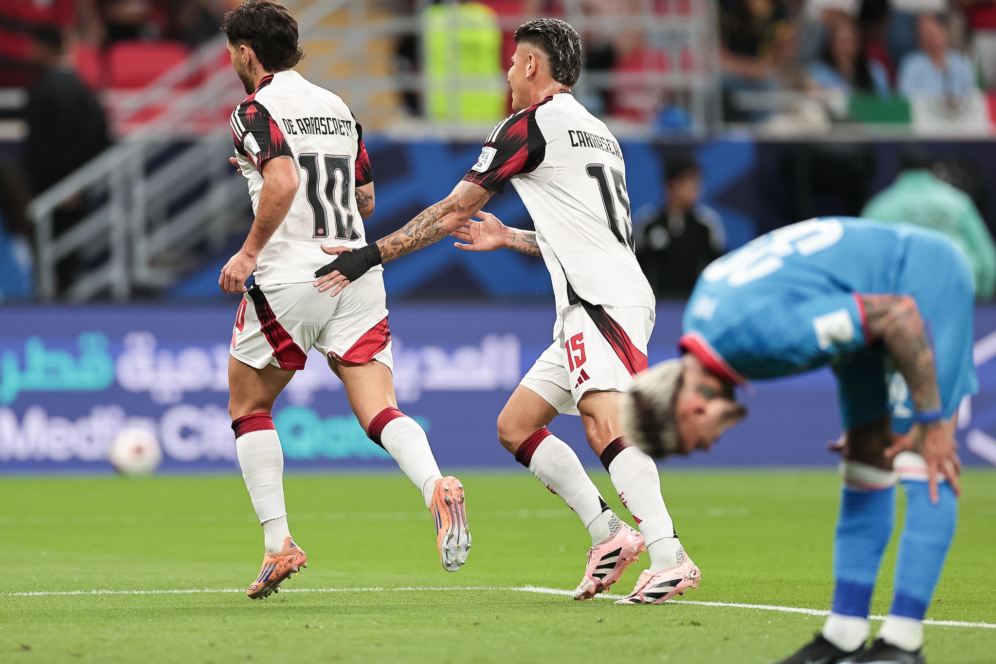 Entenda por que Jardim pediu contratação de um meia ao Flamengo | Ge