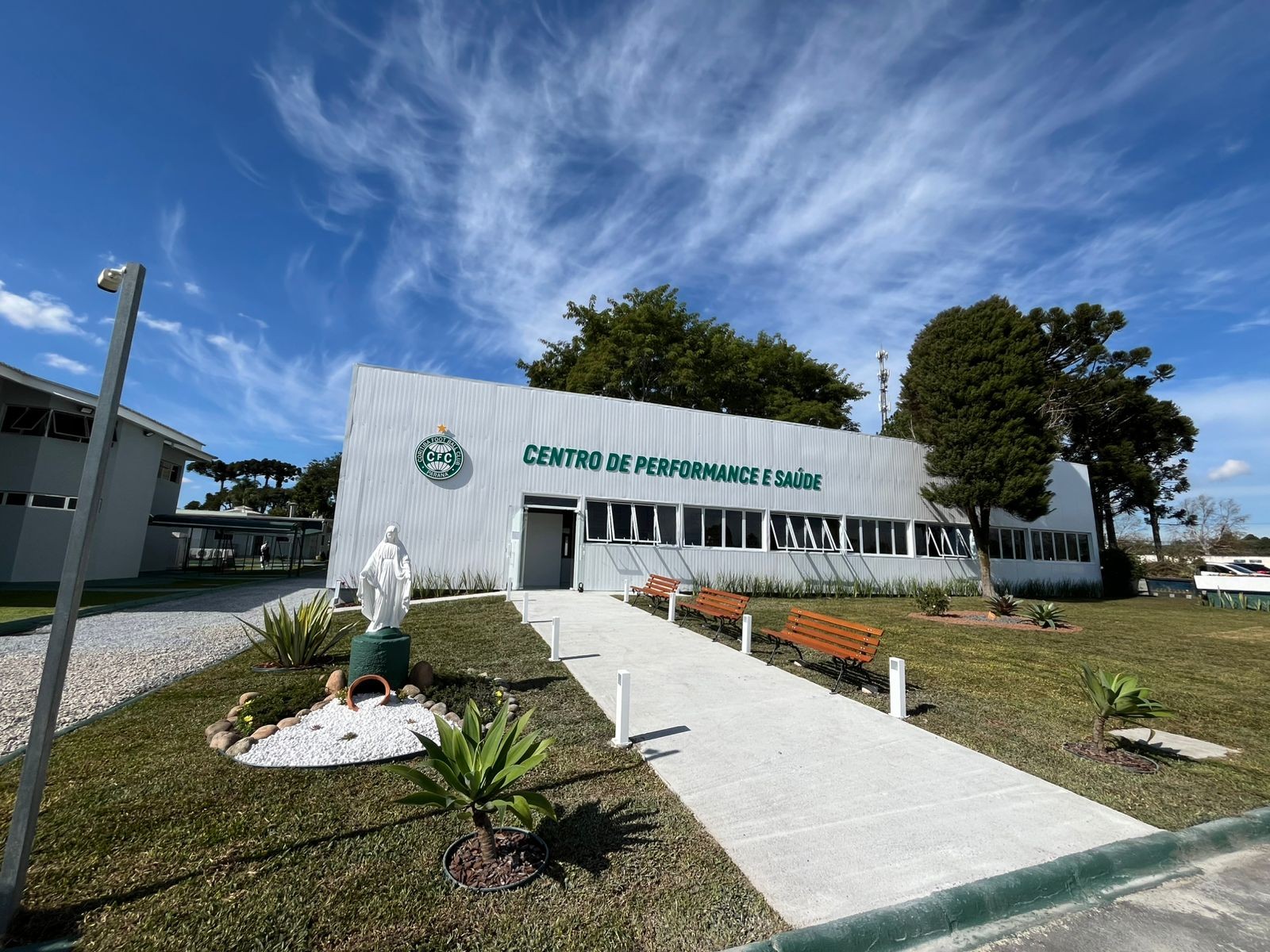Entenda por que o Coritiba inaugurou obra antes de novo CT | Ge
