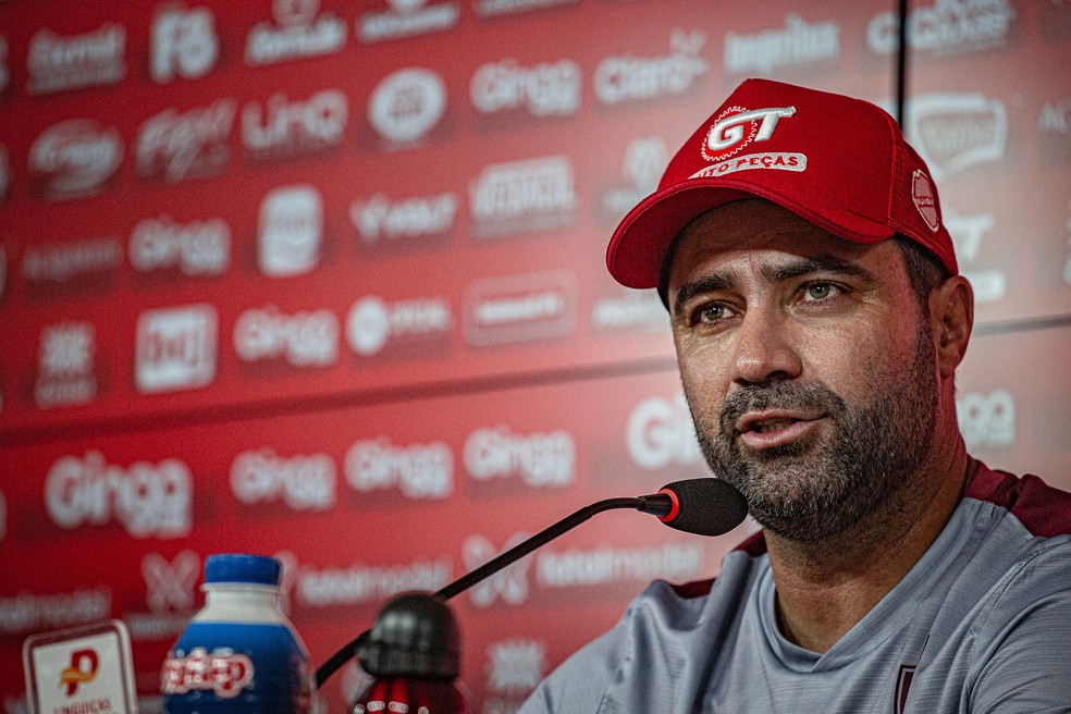 Rafael Lacerda: líder da Série B com o Vila Nova — Foto: Roberto Corrêa/Vila Nova F.C.