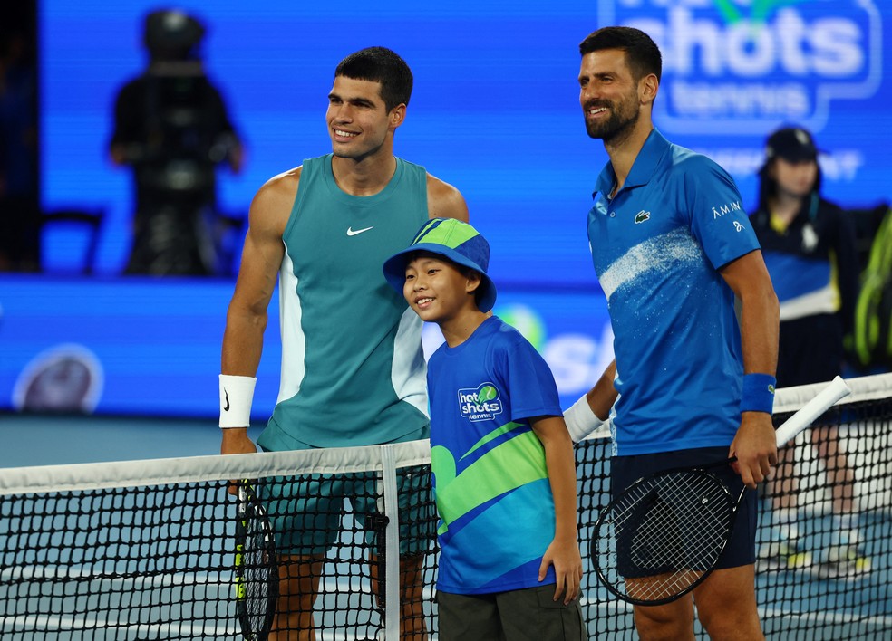 Alcaraz precisa conseguir feito inédito contra Djokovic para chegar à final do US Open