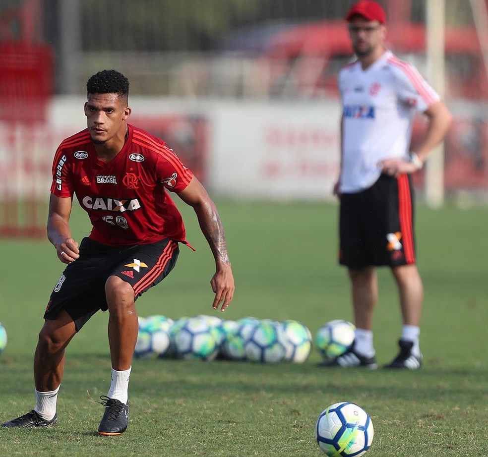 Rafael Santos no Flamengo em 2019